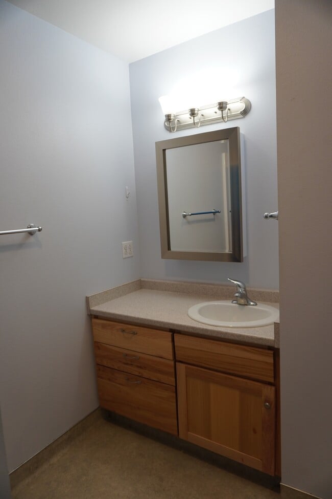 Building Photo - 1705 Resurrection Blvd