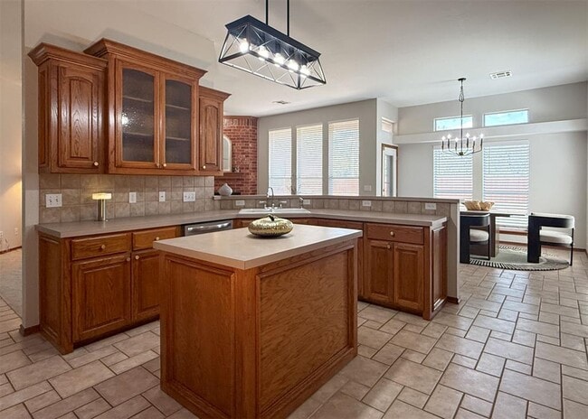 Building Photo - 18212 Willow Oak Ln