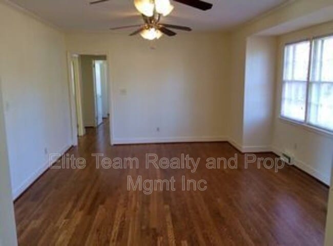 Building Photo - 513 Webster Pl