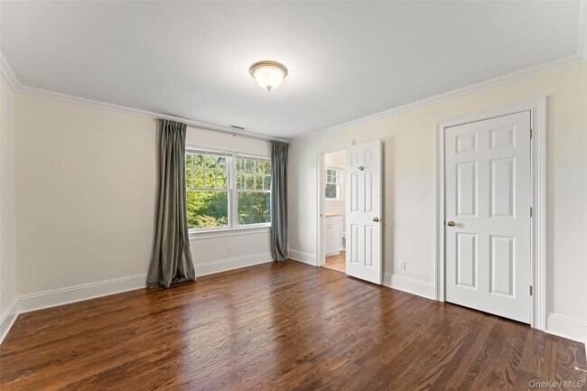 Building Photo - 53 Highfield Rd