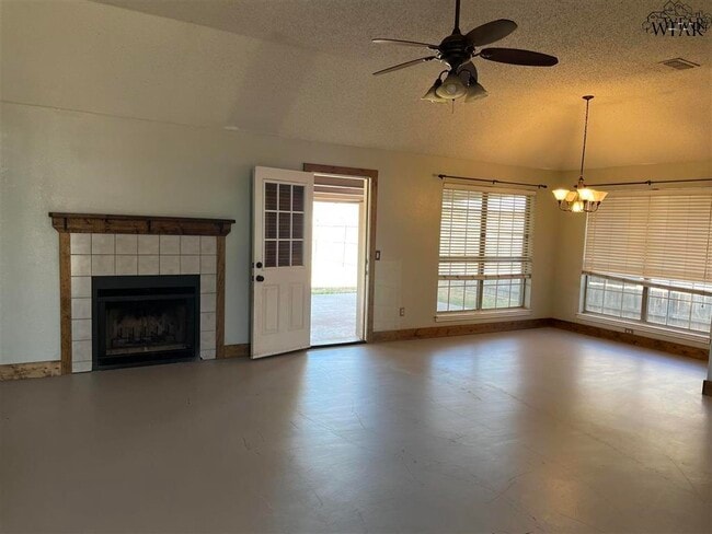 Building Photo - 5344 Northview Dr