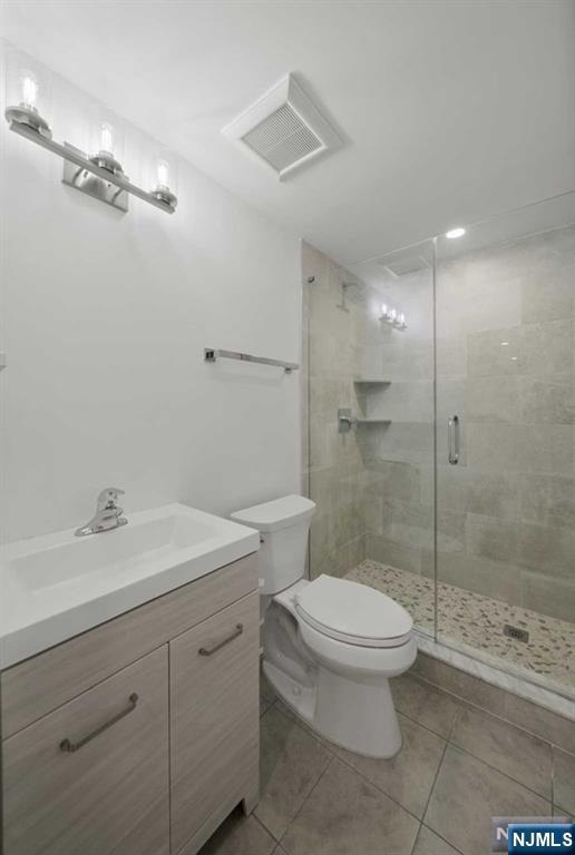 Building Photo - 92 Franklin St