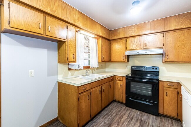 Building Photo - 4701 45th St