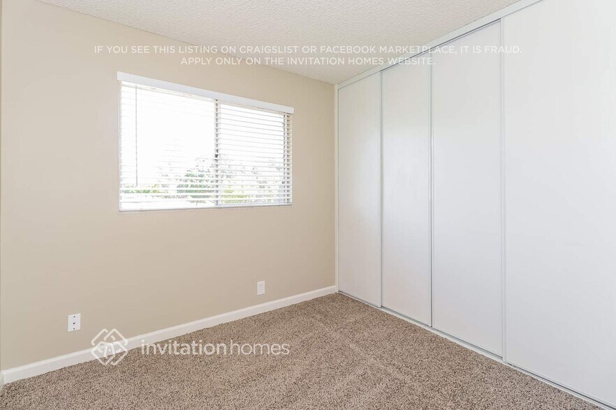 Building Photo - 2954 Redwood Dr