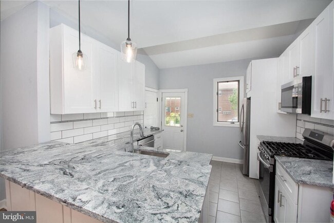 Building Photo - 272 Haddon Ave