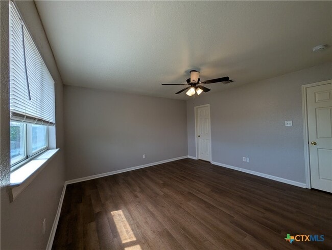 Building Photo - 3017 Lodgepole Ln