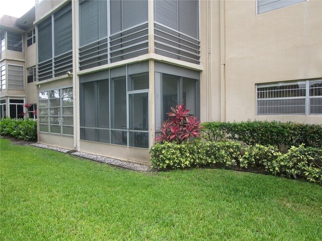 Building Photo - 5001 NW 34th St