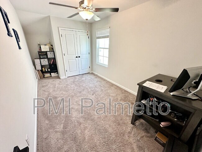 Building Photo - 409 Eclipse Ln