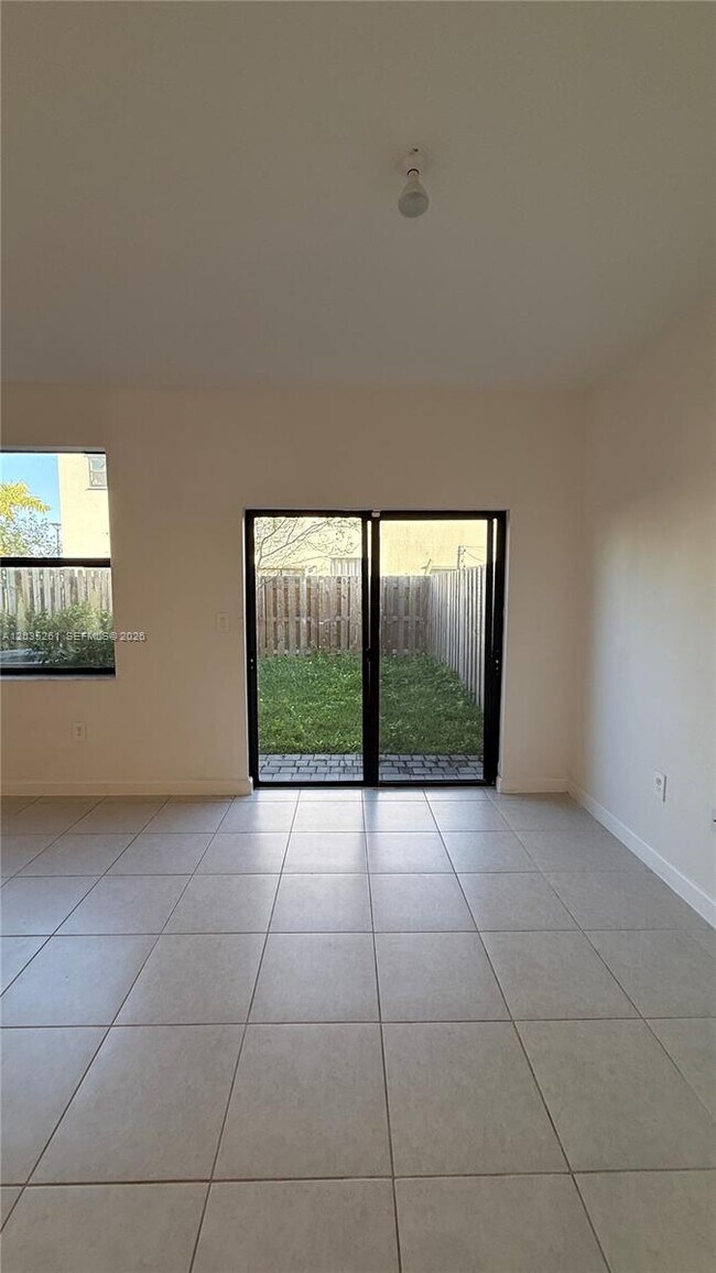 Building Photo - 13265 SW 286th Terrace
