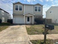 Building Photo - 3140 Lakeland Dr SW