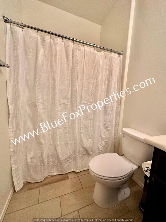 Building Photo - 4496 S Saginaw Hill Dr