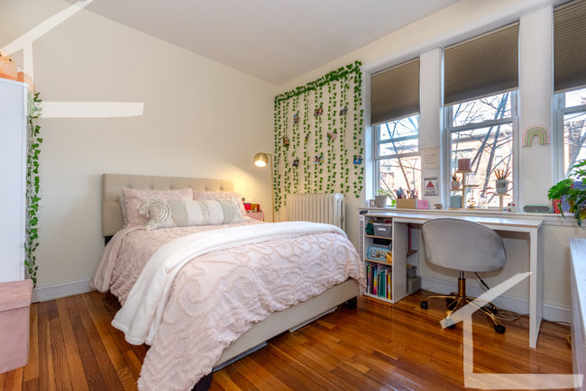 Building Photo - HOT BROOKLINE LISTING!!!
