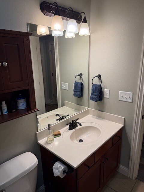 Building Photo - 2415 E Frontier Elm Dr