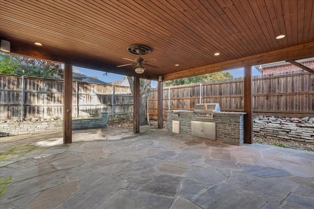 Building Photo - 7924 Vista Ridge Dr N