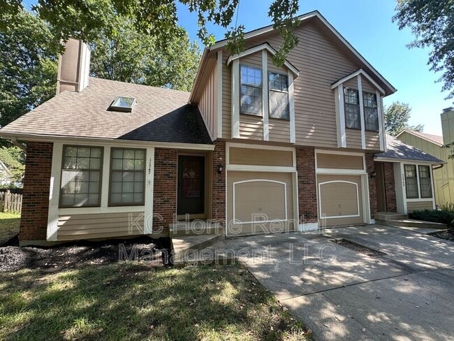 Building Photo - 11747 Oakmont St