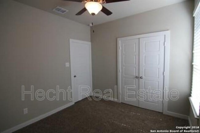 Building Photo - 1163 Creekside Orchard