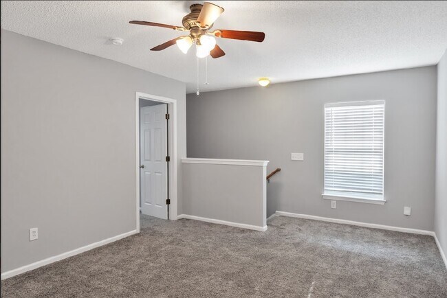 Building Photo - 3006 Kinswood Ln
