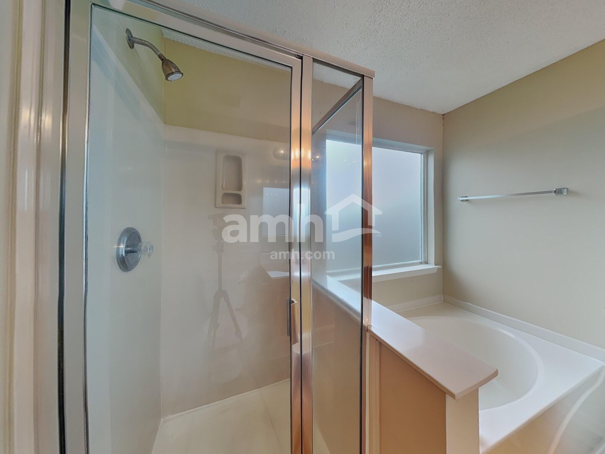 Building Photo - 4832 Asherton Pl NW