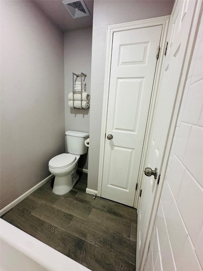 Building Photo - 19834 Arrowsmith Dr