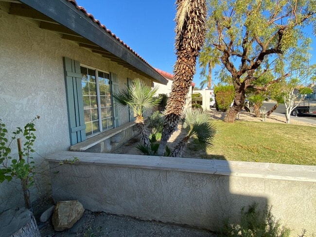 Building Photo - 68305 Encinitas Rd