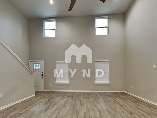 Building Photo - 14986 Bonham Ln