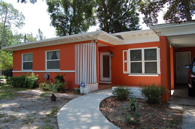 Building Photo - 1132 Whitlock Ave