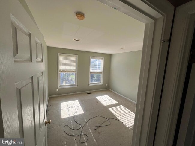 Building Photo - 13044 Rose Petal Cir