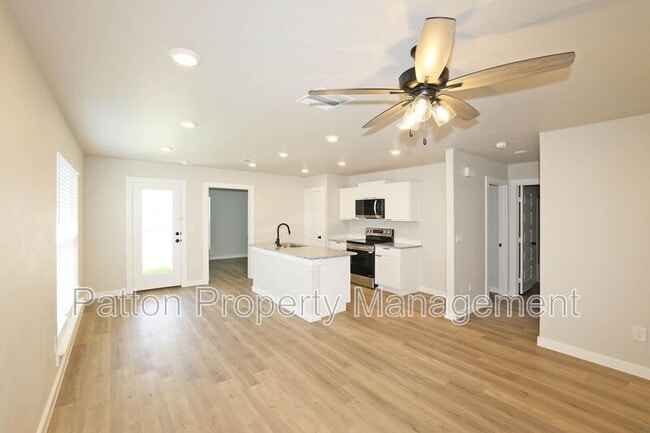 Building Photo - 8904 Bandit Dr