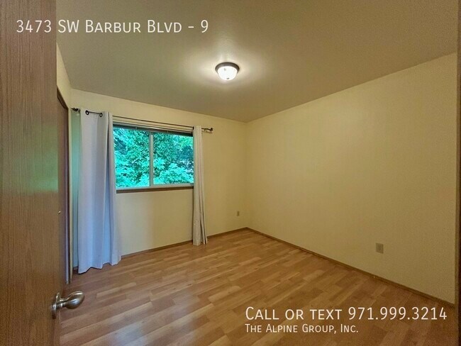 Building Photo - 3473 SW Barbur Blvd