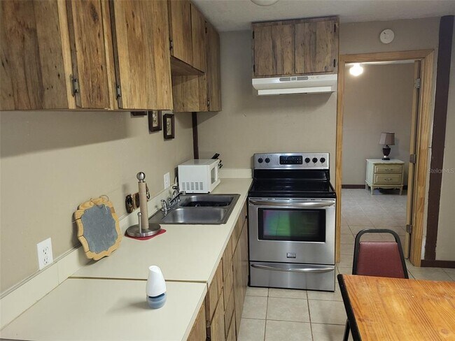 Building Photo - 11025 Pinto Dr