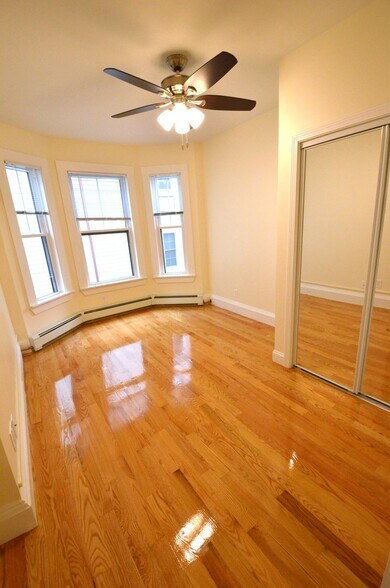 Unit 8 - 35 Brookline St