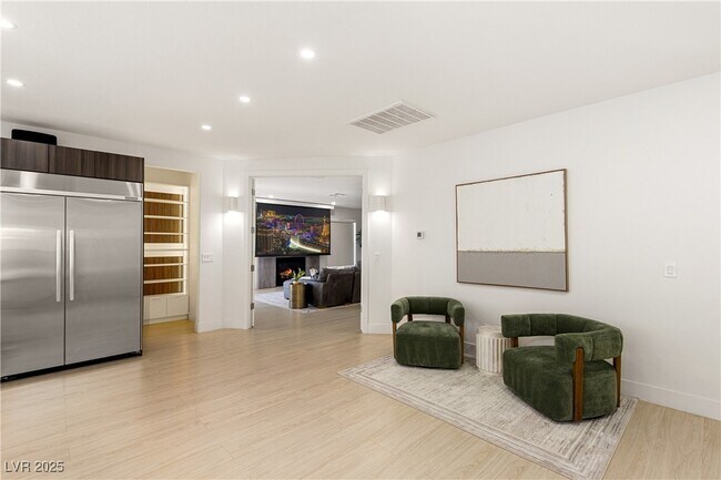 Building Photo - 7271 Loma Alta Cir
