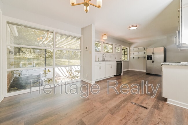 Building Photo - 1409 Audena Ln SW
