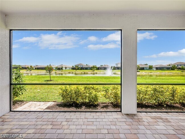 Building Photo - 28029 Sanibel Sands St