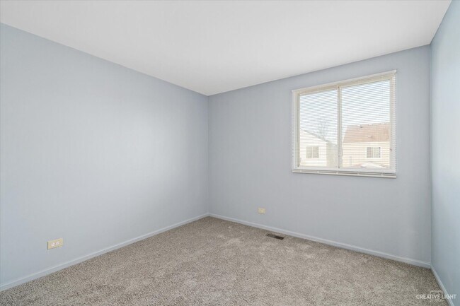 Building Photo - 967 Serendipity Dr