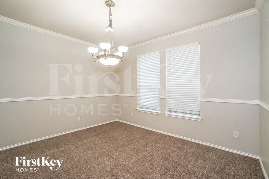 Building Photo - 11511 Maple Falls Dr