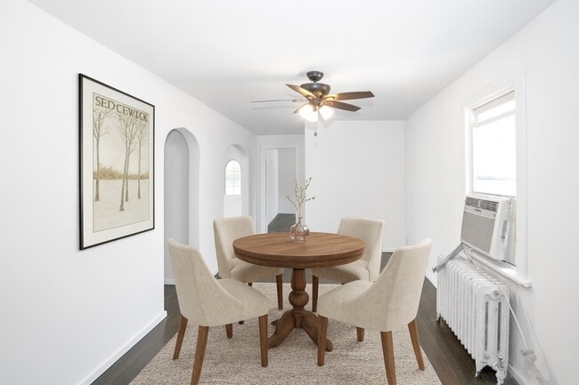 Building Photo - 235 N Ardmore Ave