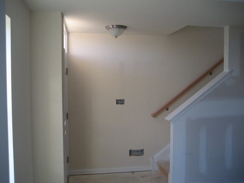 Walkway to 2nd floor - 112 Ridgemont Dr