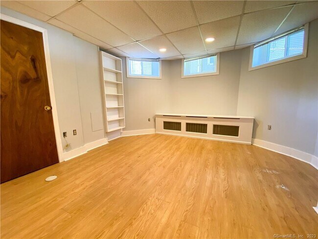 Building Photo - 241 Edwards St