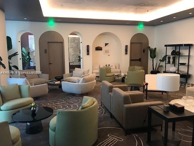 Building Photo - 801 S Miami Ave