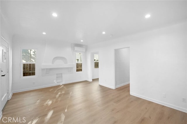 Building Photo - 1233 Orange Grove Ave
