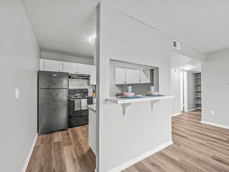 Lexington Park 2255 Country Corners Dr Columbus OH 43220 Apartment