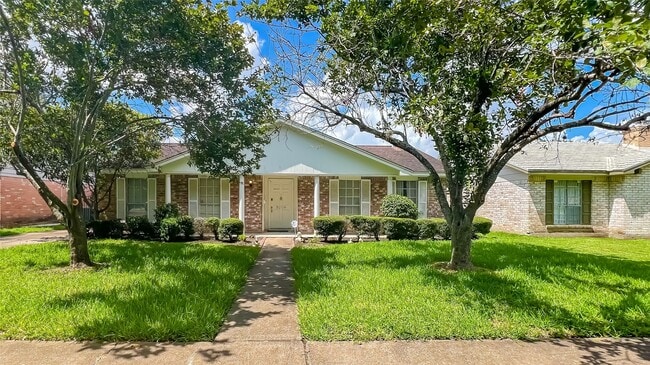 Primary Photo - 9206 Hendon Ln
