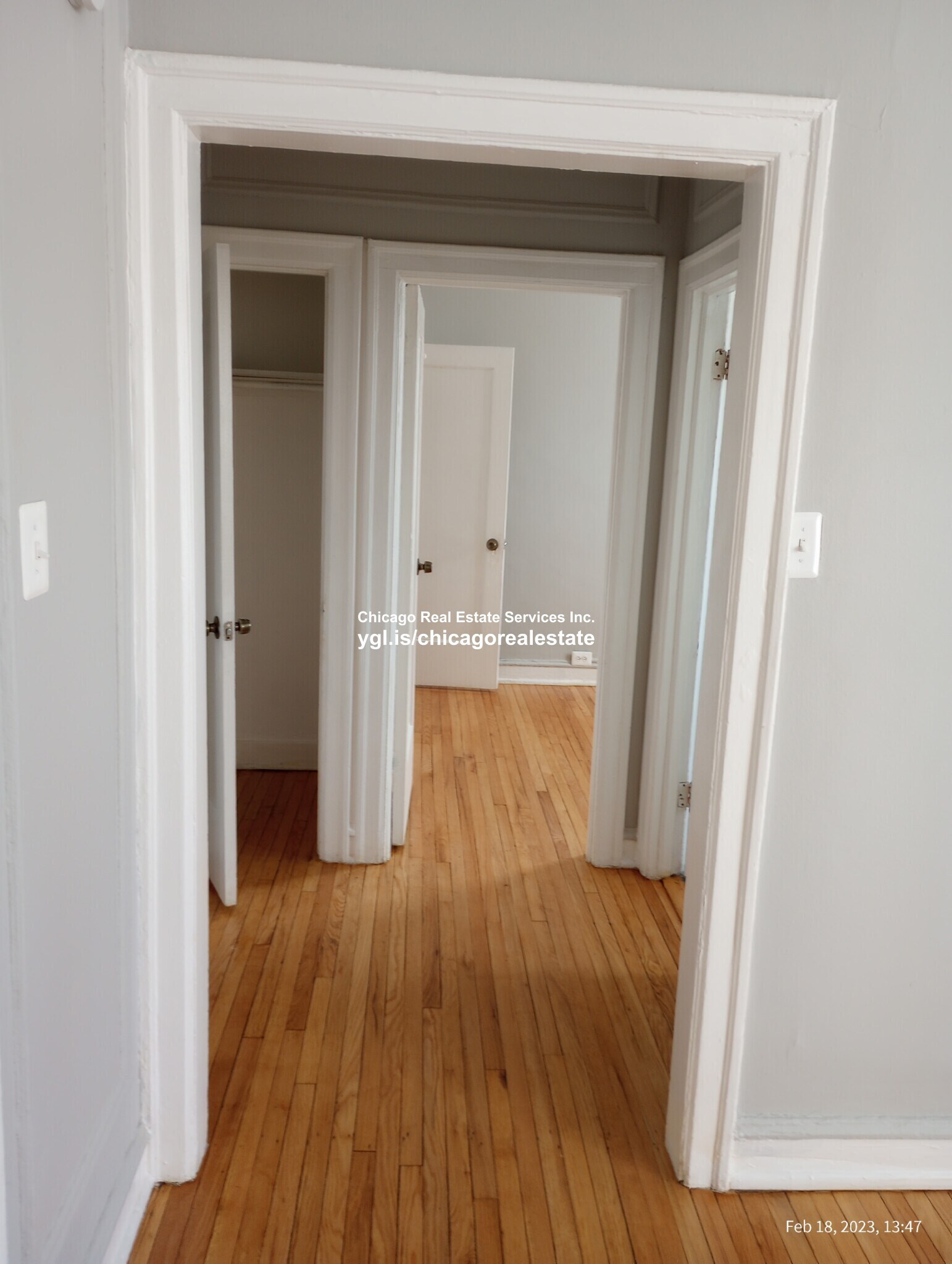 Building Photo - 1367 W Estes Ave