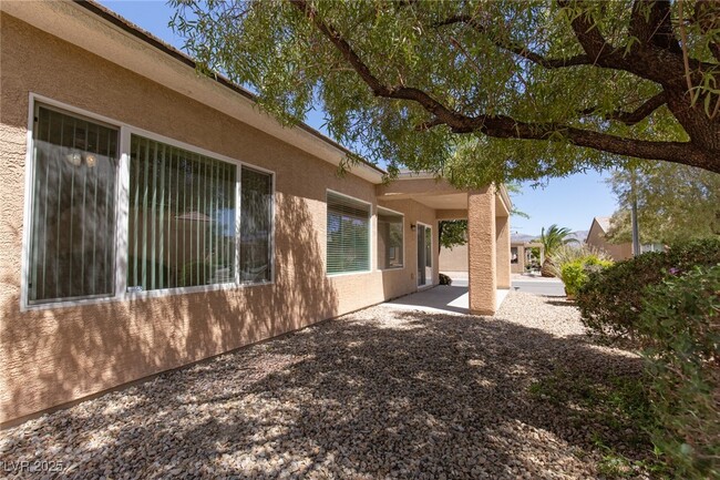 Building Photo - 7628 Fieldfare Dr