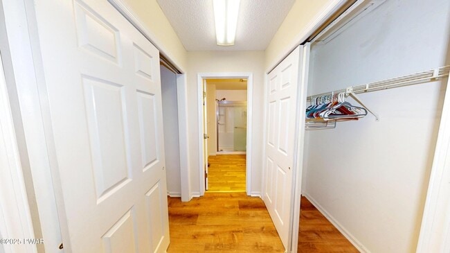 Building Photo - 4038 Somerset Ct