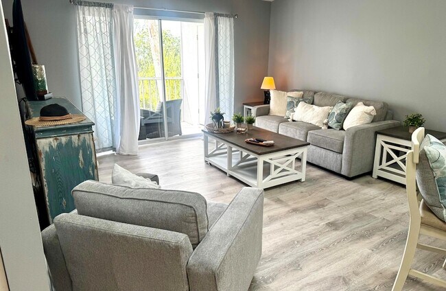 Building Photo - 2502 SE Anchorage Cove