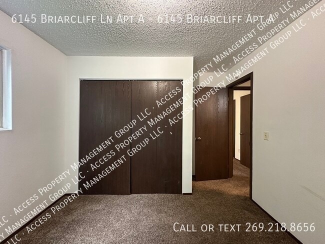 Building Photo - 6145 Briarcliff Ln