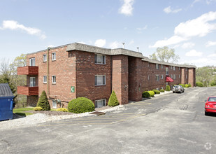 Building Photo - Four Seasons Apartments