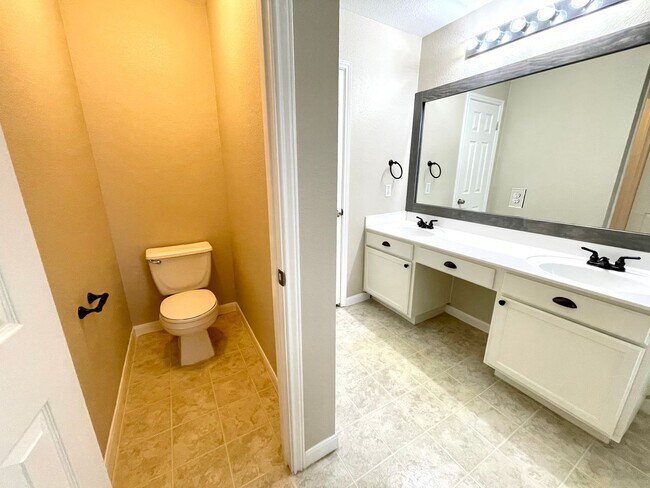 Building Photo - Charming 3-Bedroom Oasis in Round Rock